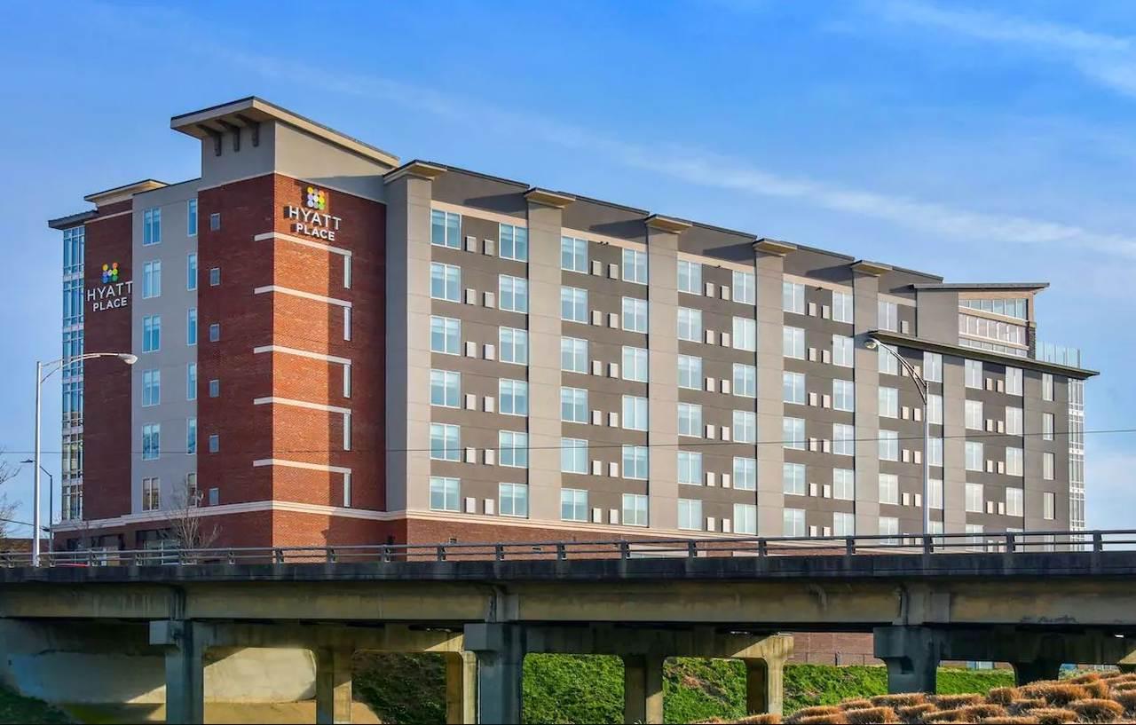 Doubletree By Hilton Asheville Downtown Екстериор снимка