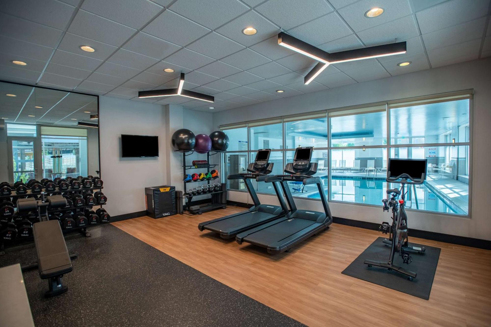 Doubletree By Hilton Asheville Downtown Екстериор снимка