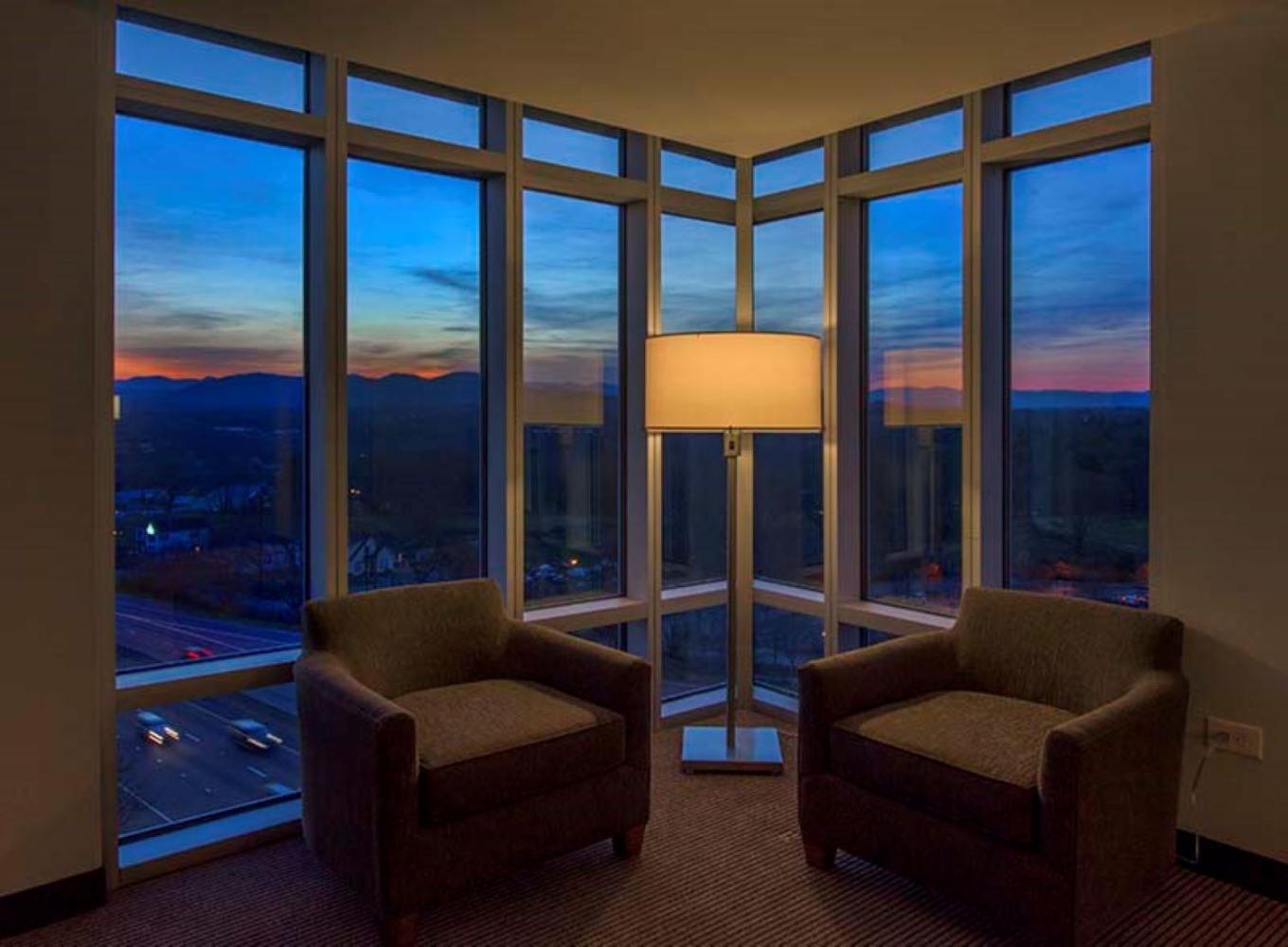 Doubletree By Hilton Asheville Downtown Екстериор снимка