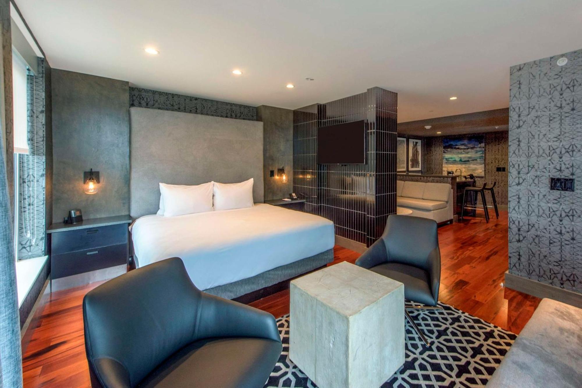 Doubletree By Hilton Asheville Downtown Екстериор снимка