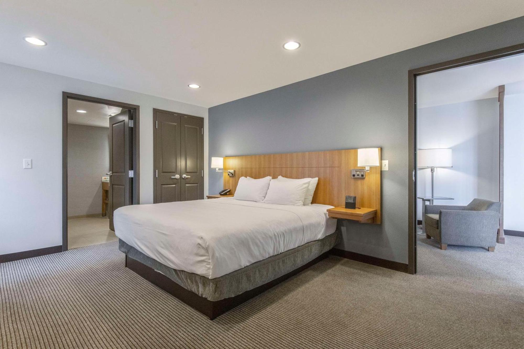 Doubletree By Hilton Asheville Downtown Екстериор снимка