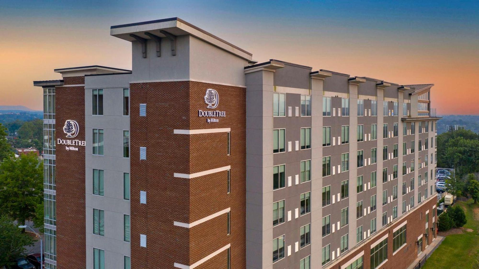 Doubletree By Hilton Asheville Downtown Екстериор снимка