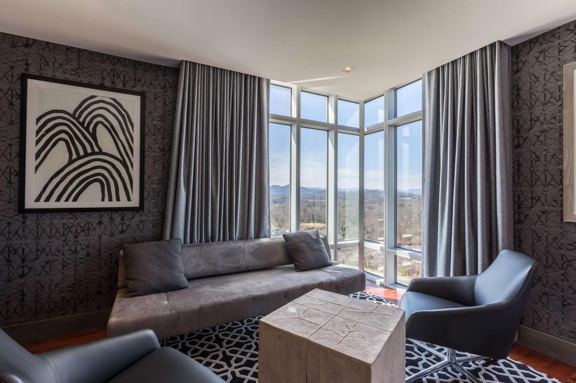 Doubletree By Hilton Asheville Downtown Екстериор снимка